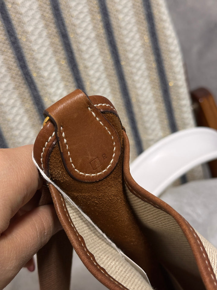 Hermes Canvas & Leather Shoulder Bag – 26 Size