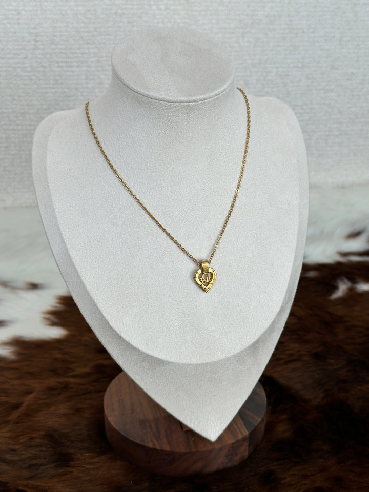 Dior “Crystal Heart Pendant Necklace” 💕✨ | Romantic Sparkle & Timeless Femininity