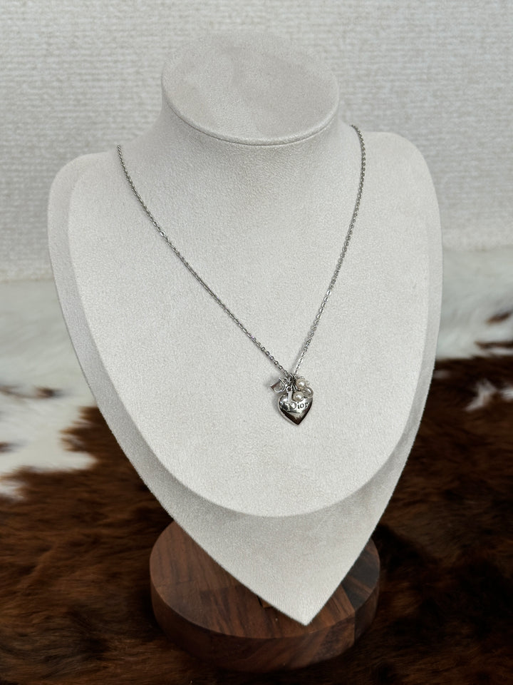 Dior “Pearl Heart Pendant Necklace” 🤍❤️ | Soft Elegance & Romantic Shine