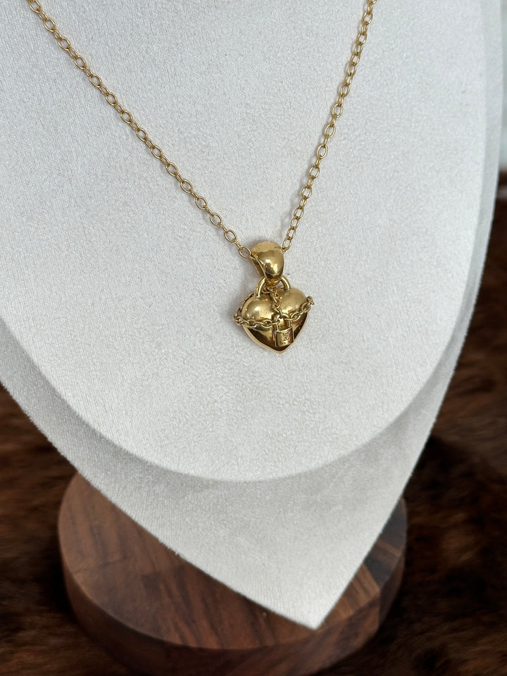 Louis Vuitton “Golden Heart Lock Necklace” 🔐💛 | Chic, Iconic & Luxuriously Bold