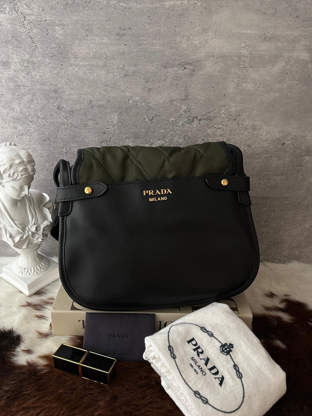 Prada Vintage Quilted Saddle Bag 💚🖤｜Military Green・Gold Ring Details・Y2K Shoulder Bag