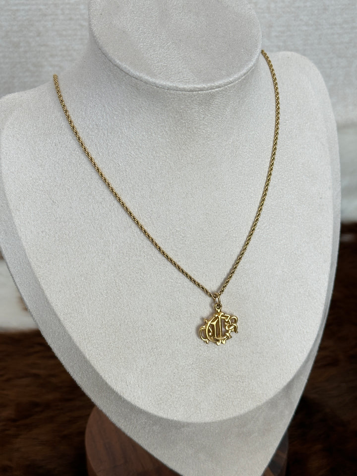 Dior “Pumpkin Carriage Pendant Necklace” 🐎✨❤️ | Fairytale Vintage Charm & Golden Elegance