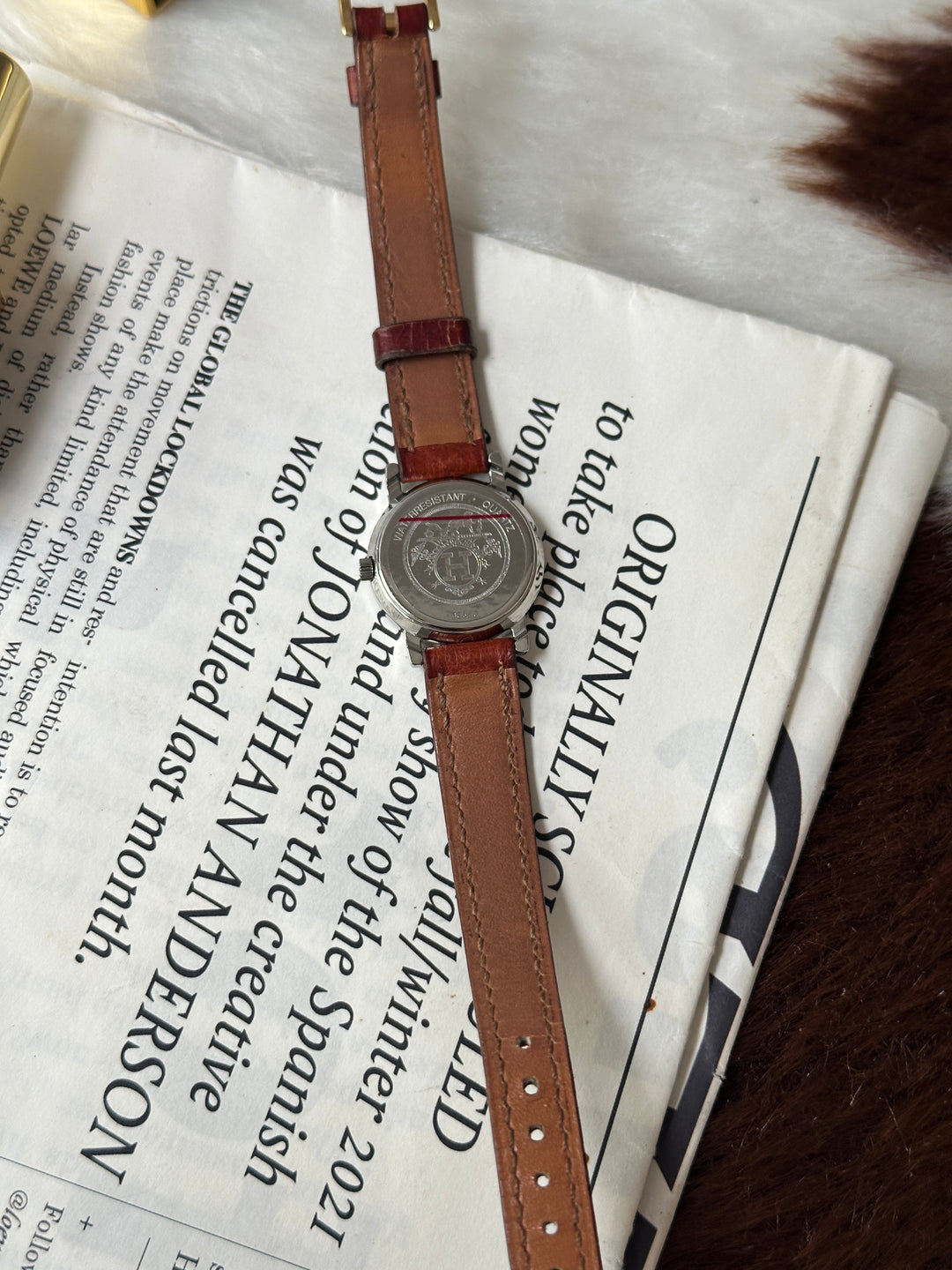Hermès Vintage Ostrich Leather Watch 🤎✨｜Caramel Ostrich Leather × Two-Tone Case × Sculptural Dial
