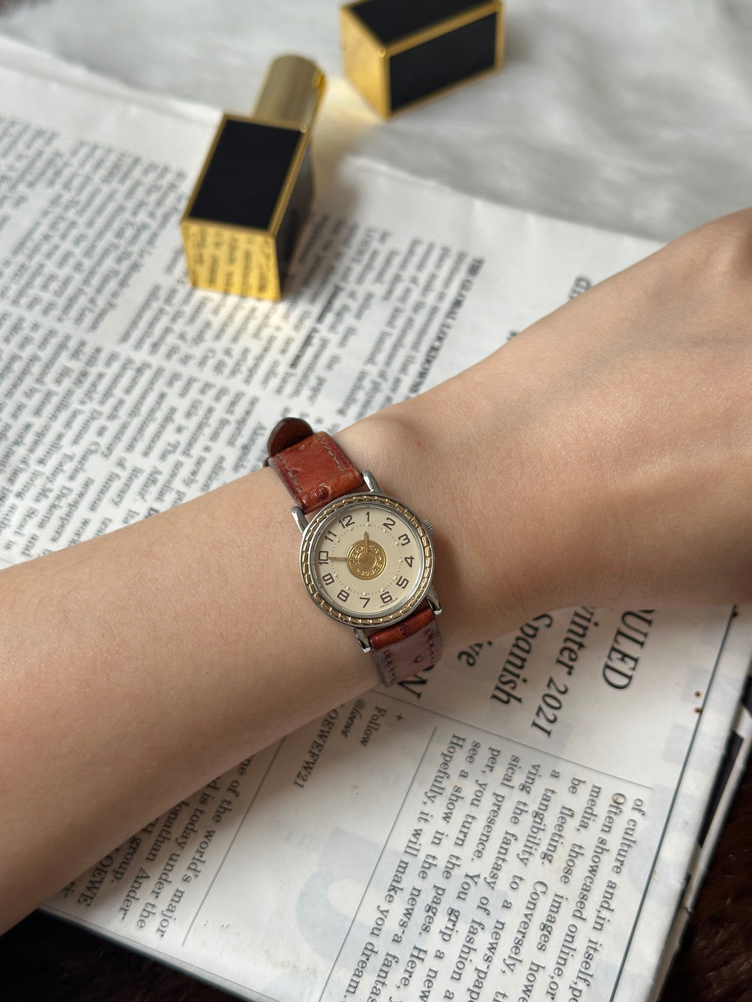 Hermès Vintage Ostrich Leather Watch 🤎✨｜Caramel Ostrich Leather × Two-Tone Case × Sculptural Dial