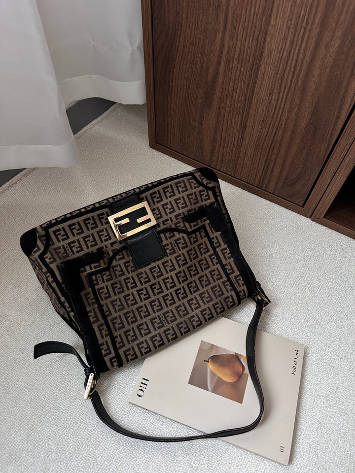 "Fendi Gold Buckle Mamaa 🖤✨ Rare Velvet Trim Edition