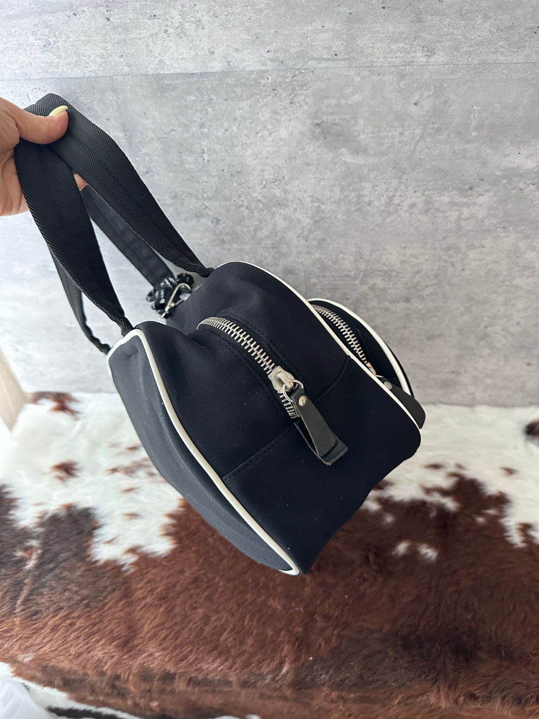 Prada Limited Edition Neoprene Boston Bag 🖤❤️｜Lightweight Structure × Sporty Contrast Trim × Fits iPad✨