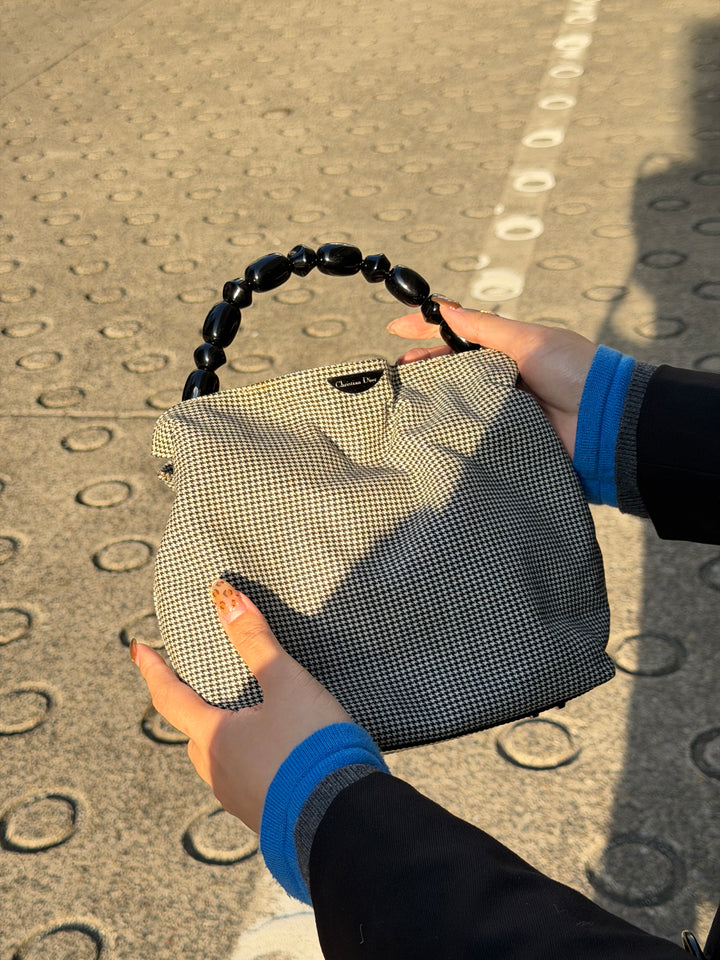 Dior Houndstooth Top Handle Bag 🤍🩶｜Chic Statement Handle × Classic Houndstooth × Convertible Crossbody Style