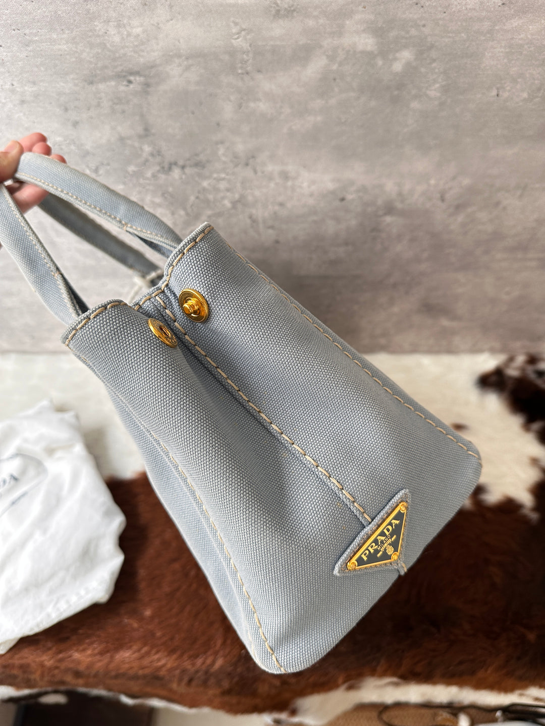 PRADA Baby Blue Small Canvas Tote Bag 🩶🩵｜Soft Baby Blue × Lightweight Canvas × Crossbody Styling✨