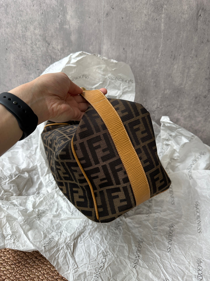 FENDI Monogram Lunchbox Bag – Iconic FF Canvas × Vintage-Inspired Silhouette