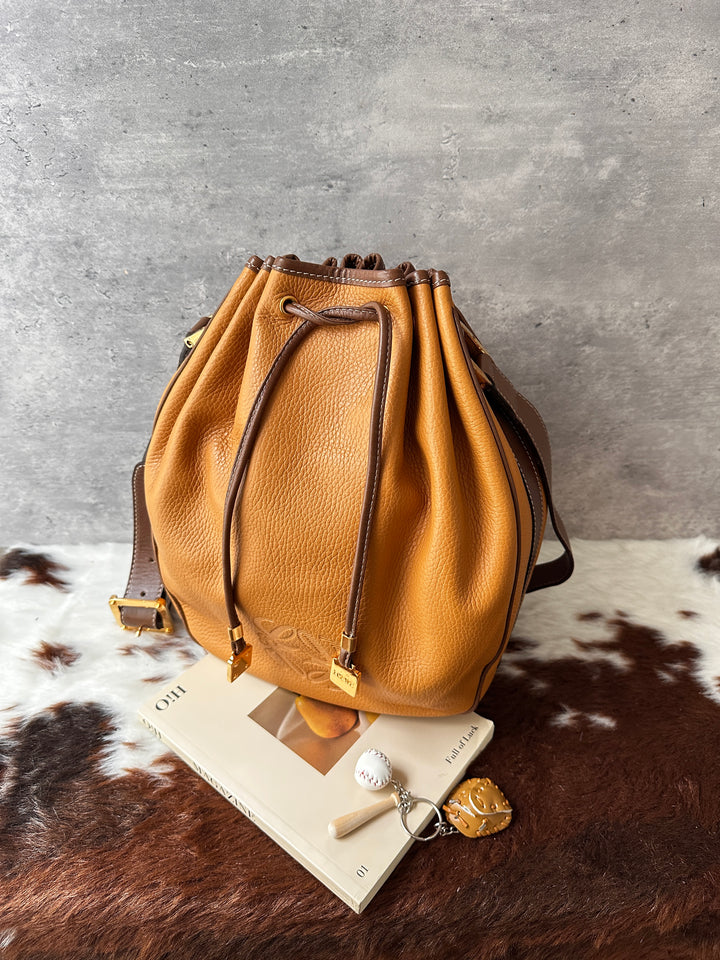 LOEWE Honey Calfskin Bucket Bag 🍯🤎｜Honey Brown × Chocolate Trim × Soft Calfskin✨