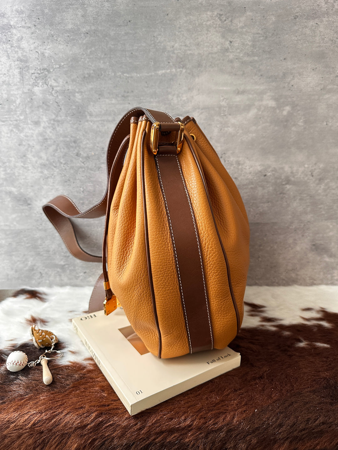 LOEWE Honey Calfskin Bucket Bag 🍯🤎｜Honey Brown × Chocolate Trim × Soft Calfskin✨