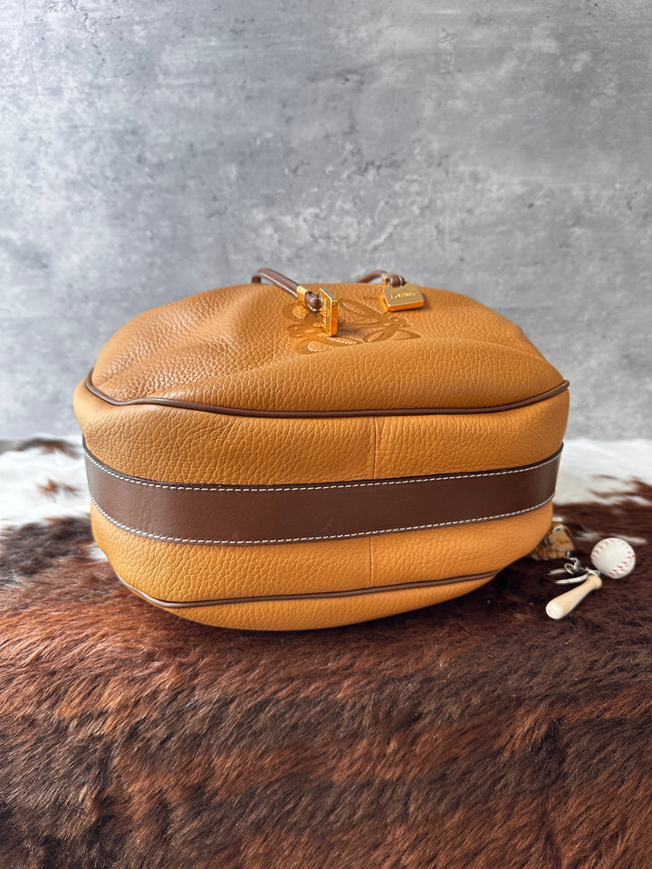 LOEWE Honey Calfskin Bucket Bag 🍯🤎｜Honey Brown × Chocolate Trim × Soft Calfskin✨
