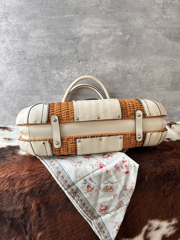 Ferragamo Special Wicker Hobo Bag 🧺✨｜Rare Wicker Weave × Resort Chic × Structured Beauty