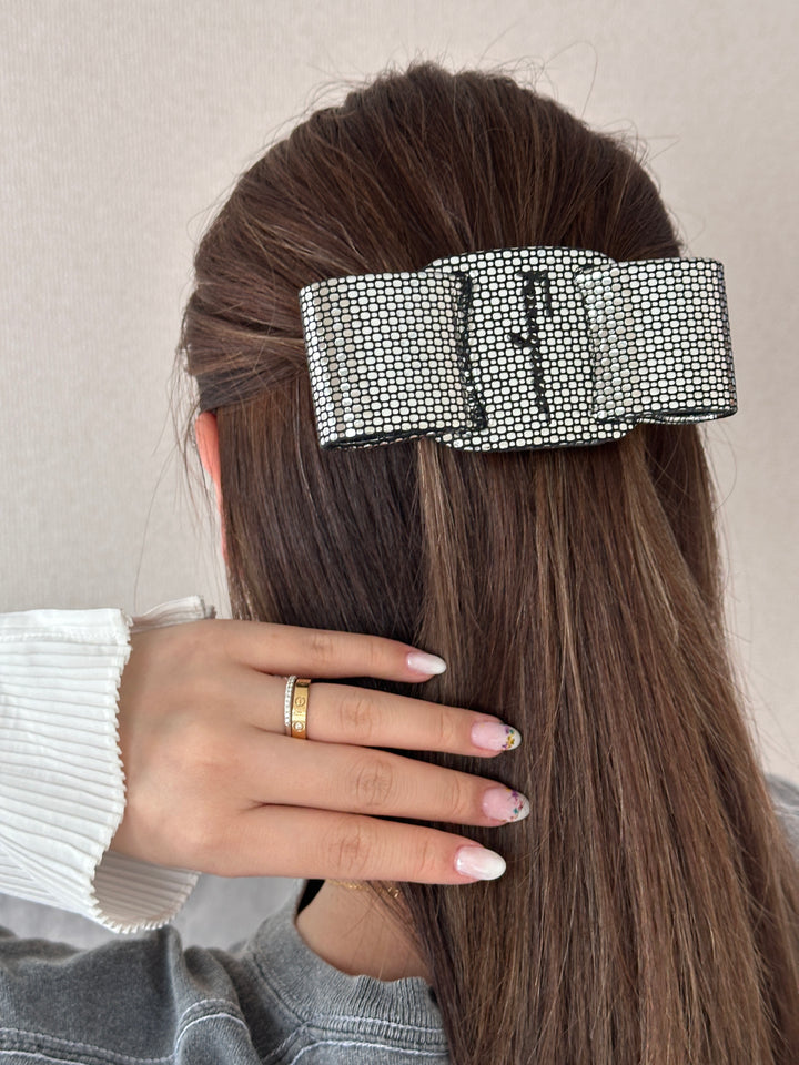 FERRAGAMO Leather Bow Hair Clip – Shimmer Finish & Timeless Elegance