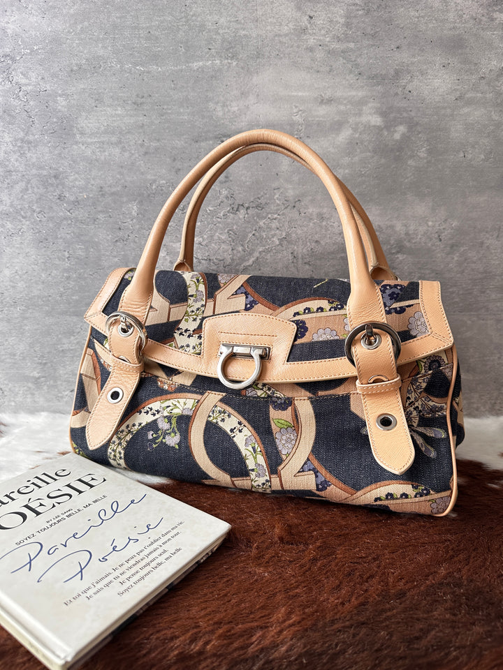 Ferragamo Printed Denim Gancini Top Handle Bag ✨｜Denim Print × Gancini Hardware × Spring-Summer Mini Bag