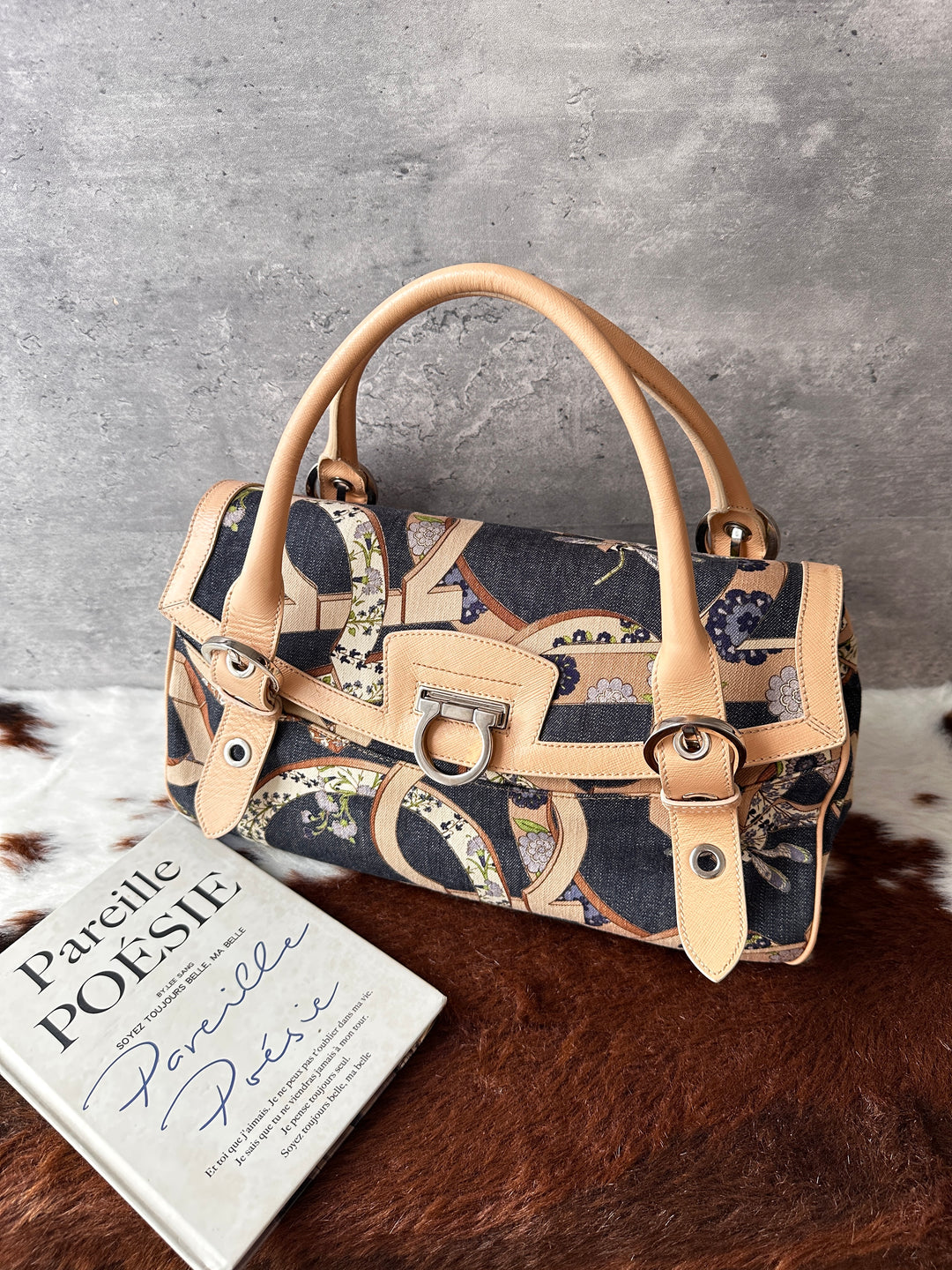 Ferragamo Printed Denim Gancini Top Handle Bag ✨｜Denim Print × Gancini Hardware × Spring-Summer Mini Bag