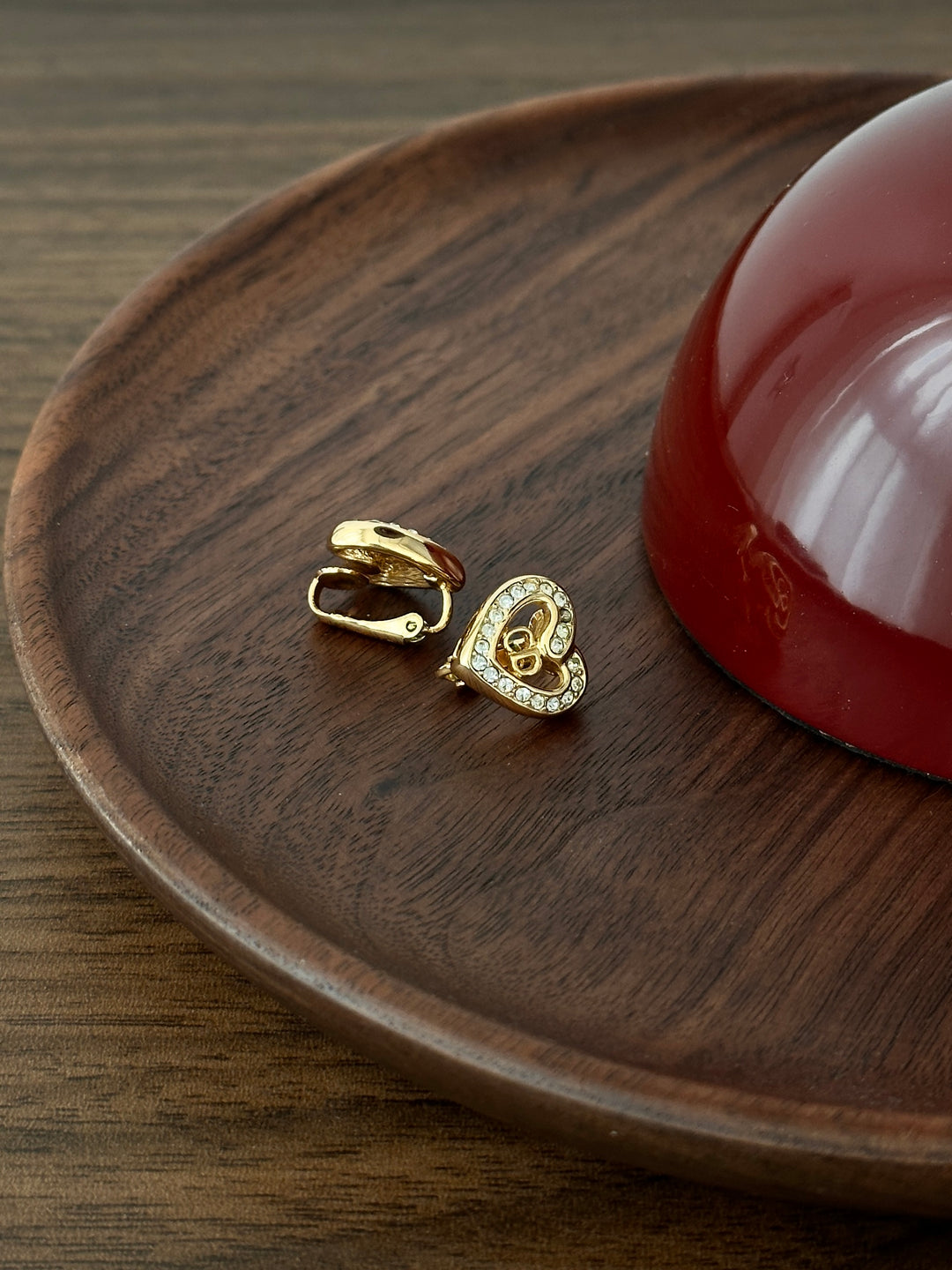 DIOR Heart-Shaped Crystal Clip-On Earrings – Gold Tone × Sparkly × Feminine Chic✨