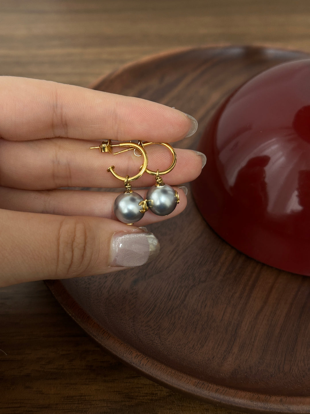 CHANEL Grey Pearl Hoop Earrings – Soft Matte Glow × Gold CC Logo Elegance ✨