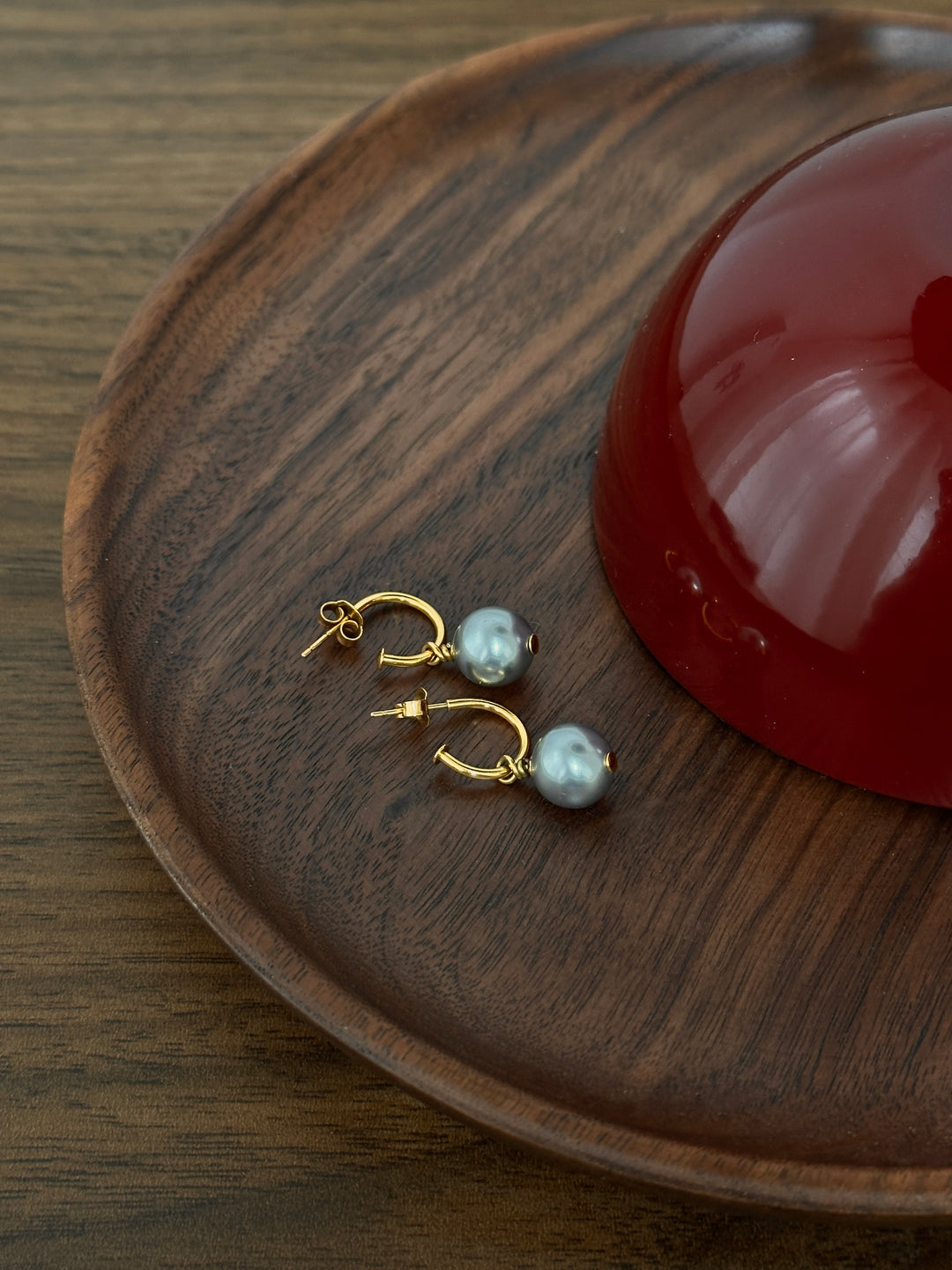 CHANEL Grey Pearl Hoop Earrings – Soft Matte Glow × Gold CC Logo Elegance ✨