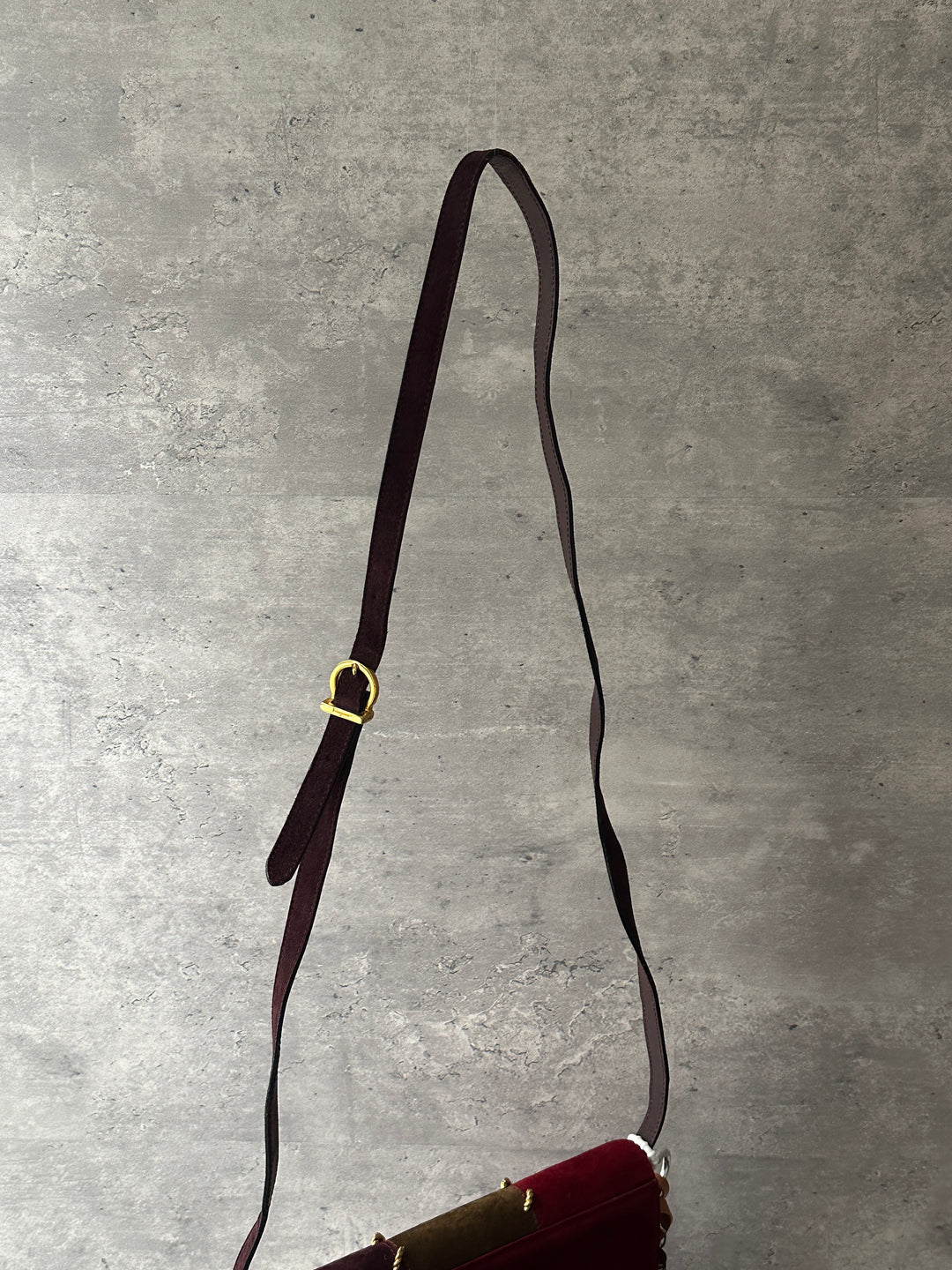 Ferragamo Patchwork Suede Crossbody ❤️💜｜Rare Vintage｜Gold Coin Closure｜Artistic Details