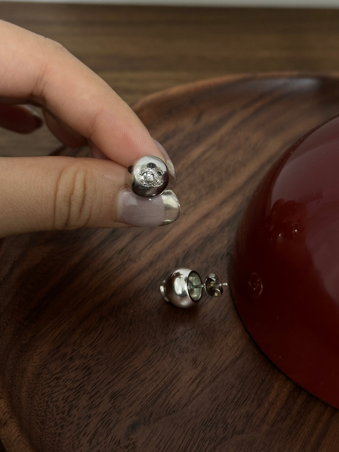 CHANEL Silver Sphere Logo Earrings – Minimal Chic × Timeless Metallic Glow ✨