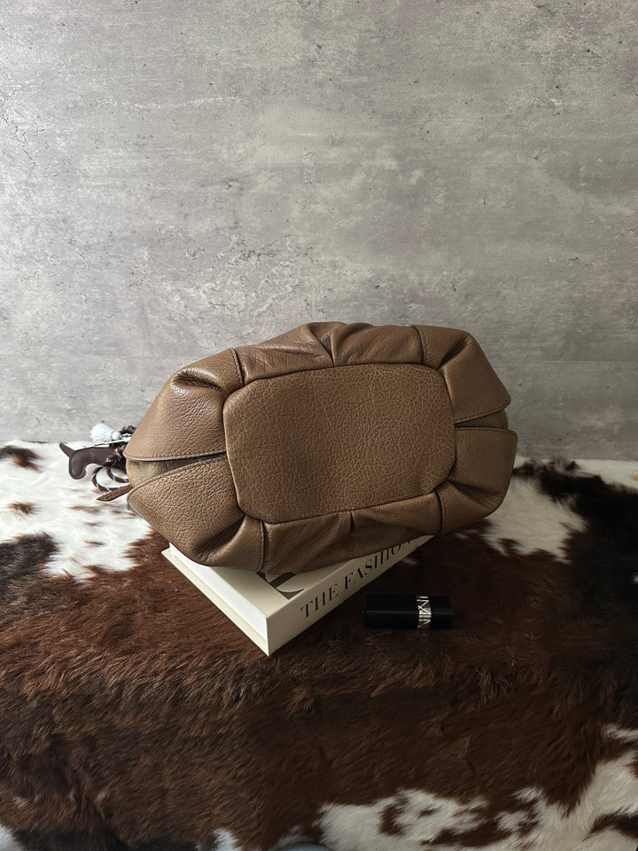 Celine Leather Horse Carriage Hobo Bag 🩶｜Soft Grained Leather｜Iconic Carriage Charm｜Everyday Spacious Design