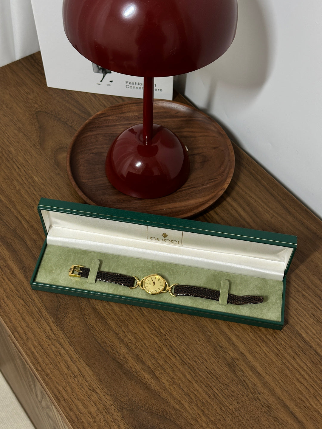 GUCCI Watch｜Vintage Gold-Tone Elegance × Slim Leather Strap × With Original Box ⌚💛