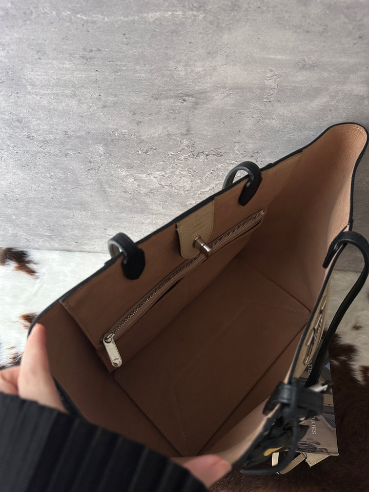 Louis Vuitton Lockme Bicolor Tote Bag 🖤｜Bicolor Calf Leather｜Statement LV Turn-Lock｜Fits A Laptop