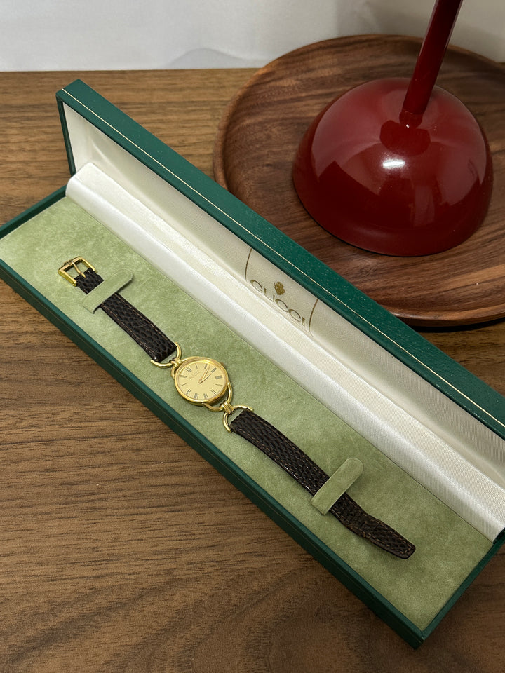 GUCCI Watch｜Vintage Gold-Tone Elegance × Slim Leather Strap × With Original Box ⌚💛