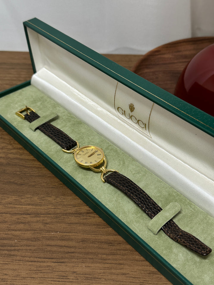 GUCCI Watch｜Vintage Gold-Tone Elegance × Slim Leather Strap × With Original Box ⌚💛