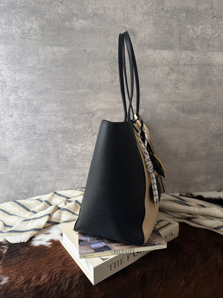 Louis Vuitton Lockme Bicolor Tote Bag 🖤｜Bicolor Calf Leather｜Statement LV Turn-Lock｜Fits A Laptop