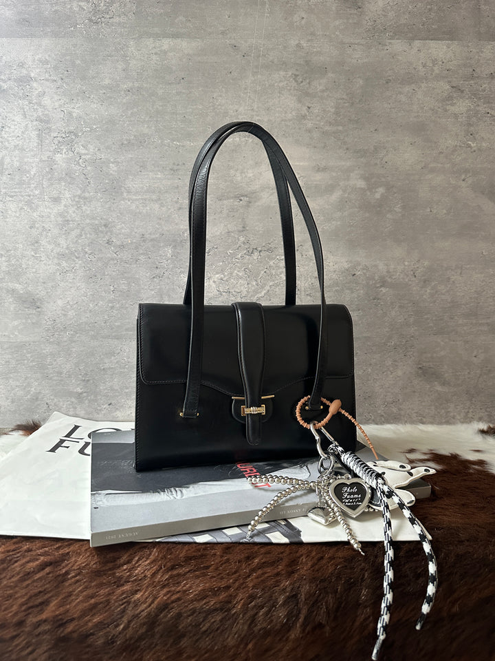 GUCCI Shoulder Bag 🖤✨｜Structured Silhouette × Minimal Gold Hardware × Long Shoulder Straps