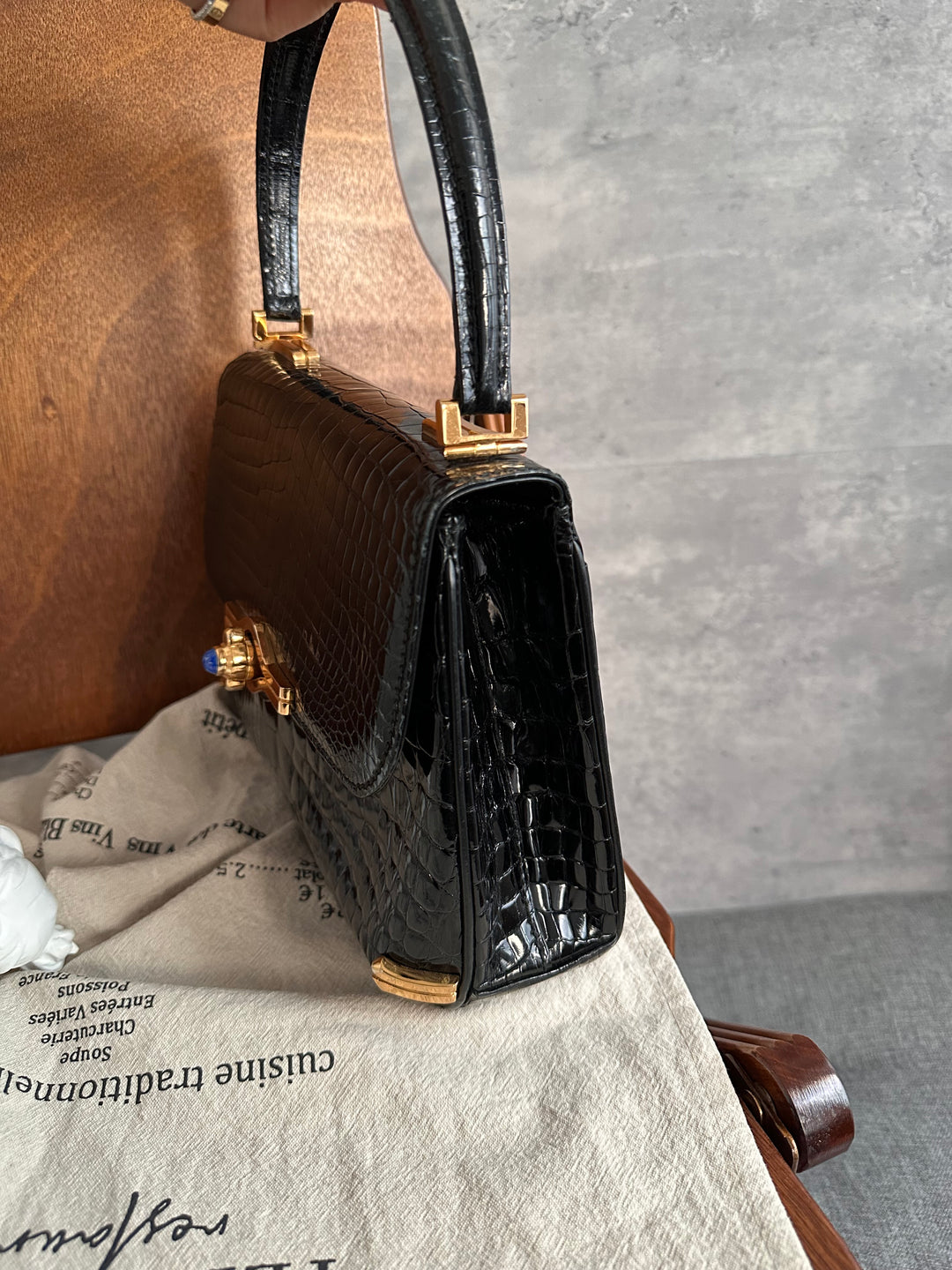 Gucci Vintage Handbag in Cowhide Leather