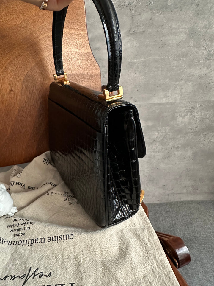 Gucci Vintage Handbag in Cowhide Leather