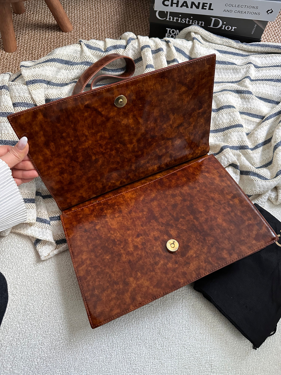 CELINE Silhouette Horse Carriage Hobo Box Bag 🤎