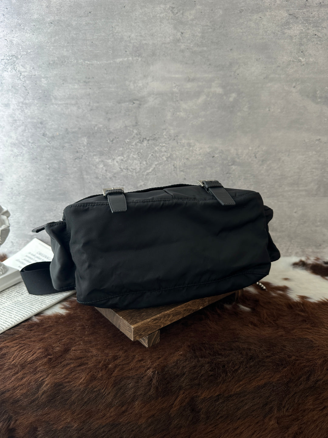 PRADA Nylon Messenger Bag ✨🖤｜Lightweight Nylon × Multi-Pocket Storage × Unisex Design