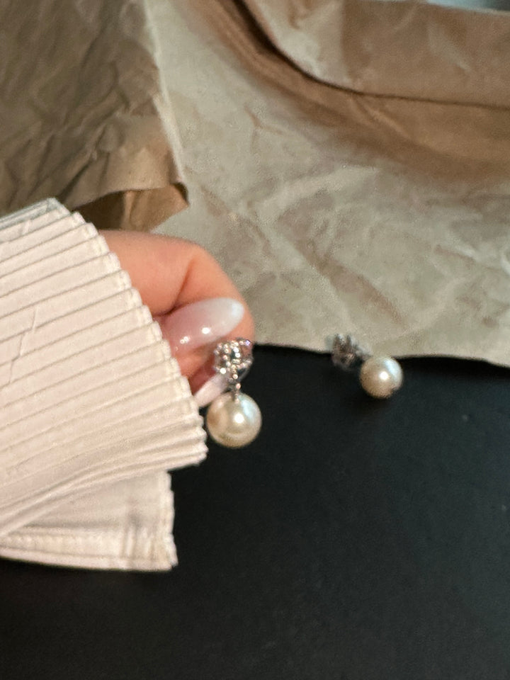 CHANEL CC Crystal &amp; Pearl Stud Earrings ✨｜Elegant Full-Set Collectible