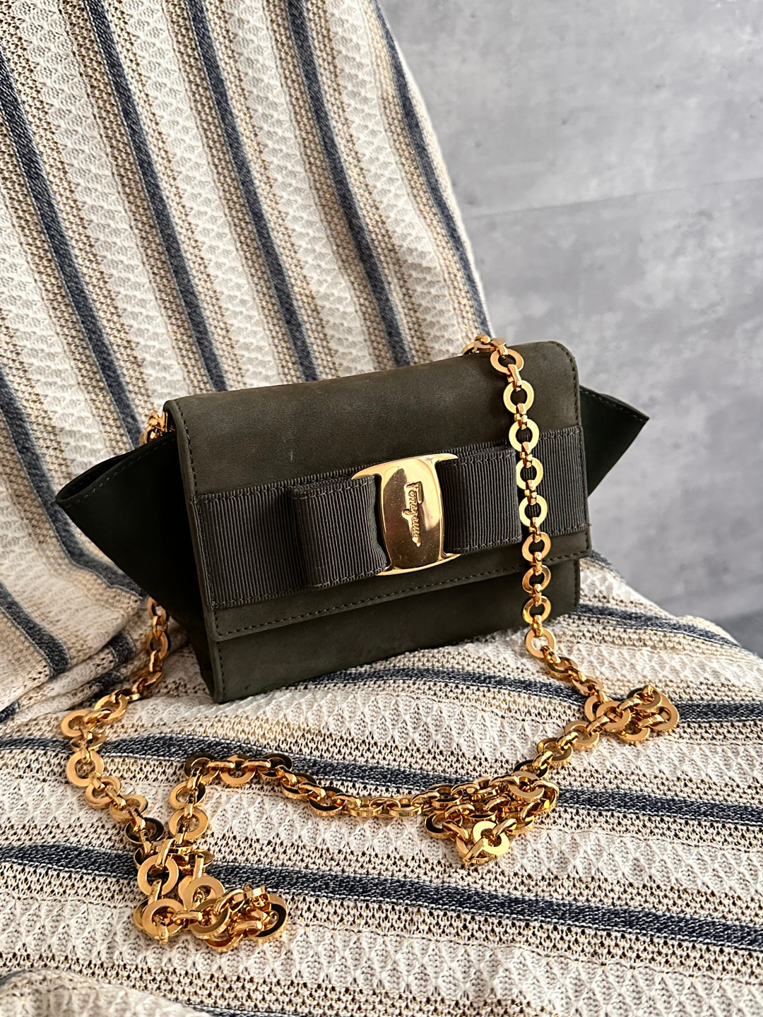 Ferragamo Vintage Chain Shoulder Bag in Olive Green
