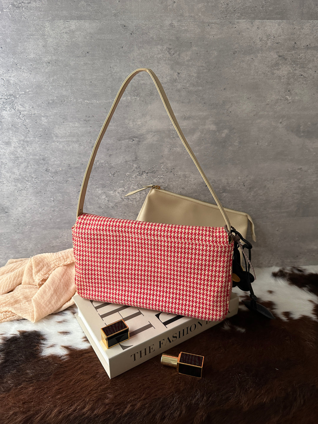 Givenchy Houndstooth Mini Baguette Shoulder Bag ❤️｜Houndstooth Pattern｜Gold 4G Logo｜With Pouch