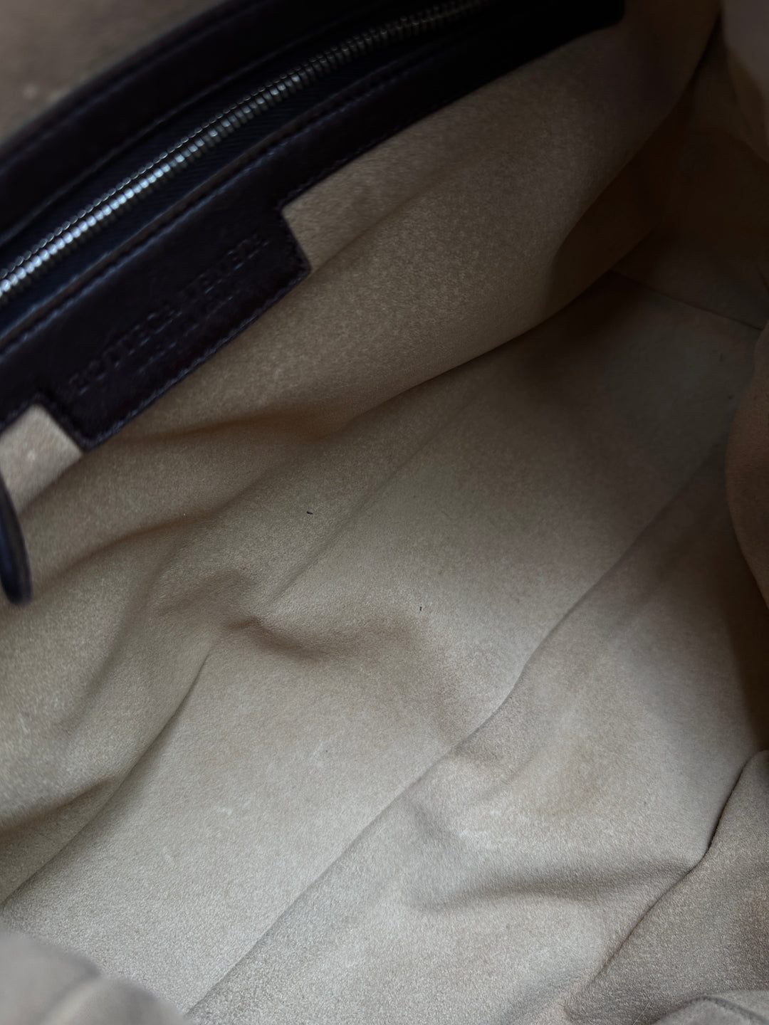 Bottega Veneta Chocolate Intrecciato Leather Hobo – With Original Lock & Keys