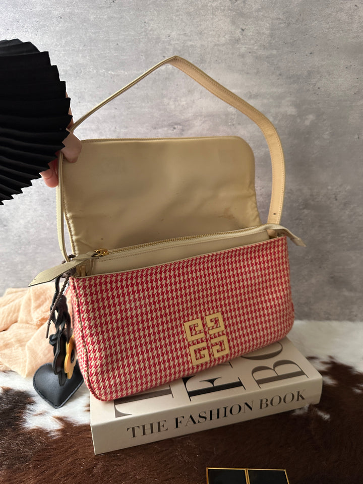 Givenchy Houndstooth Mini Baguette Shoulder Bag ❤️｜Houndstooth Pattern｜Gold 4G Logo｜With Pouch