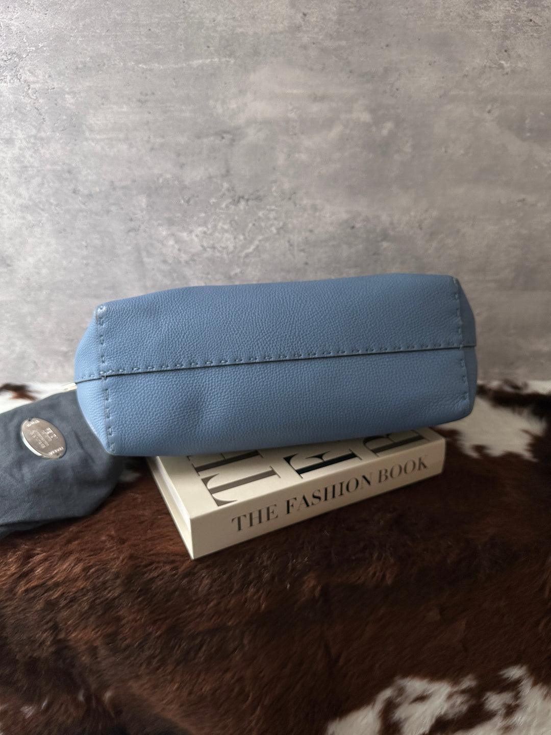 Fendi Selleria Leather Tote Bag 🩵｜Blue Leather｜Fendi Lock｜Laptop Friendly