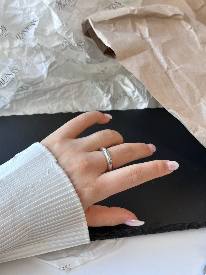 CHANEL Logo Engraved Silver-Tone Ring 💍｜Minimal Chic Stackable Piece