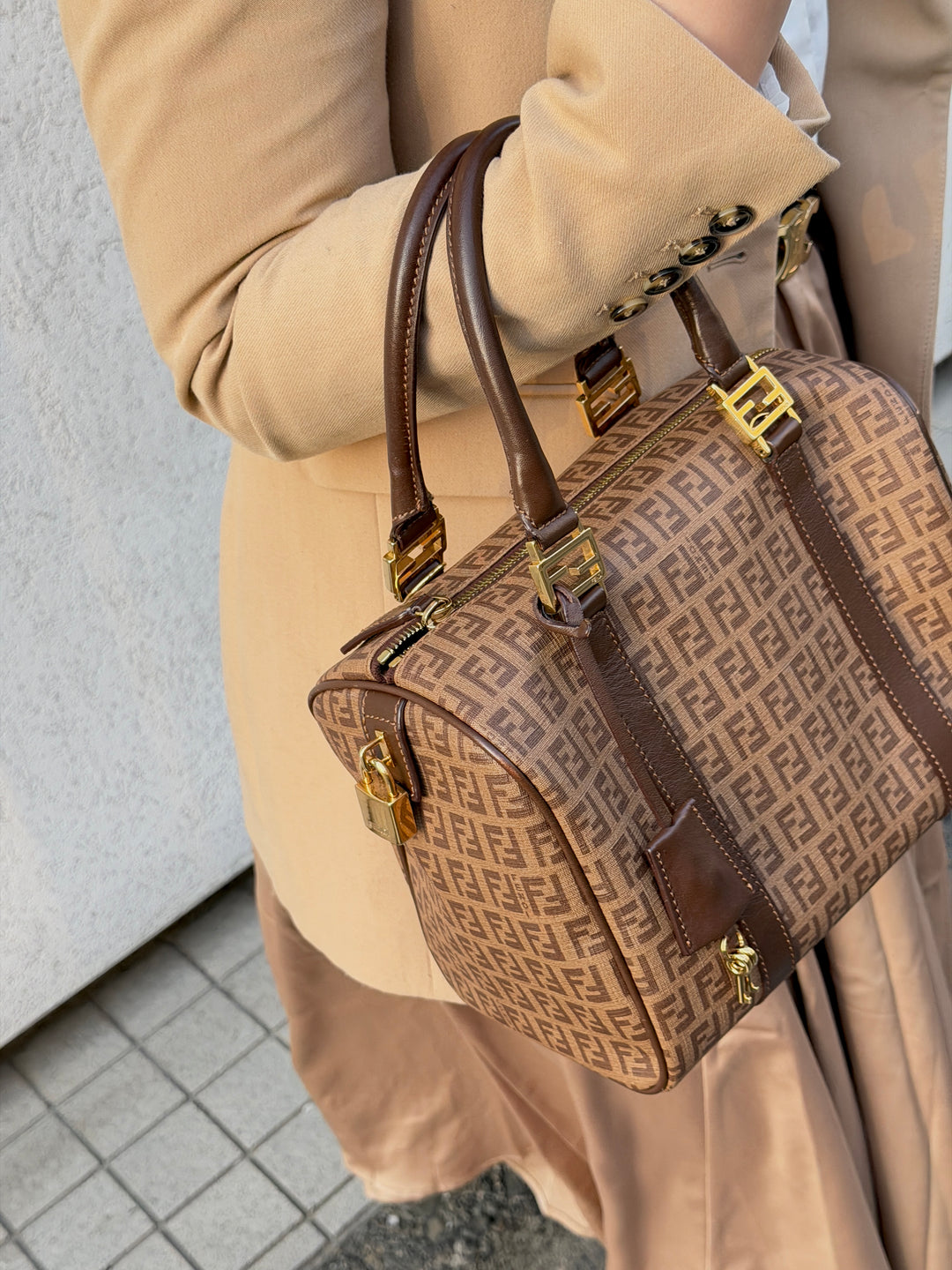 Fendi Zucca Canvas Boston Bag 🤎｜Iconic FF Monogram・Gold Hardware・Rare Vintage Piece