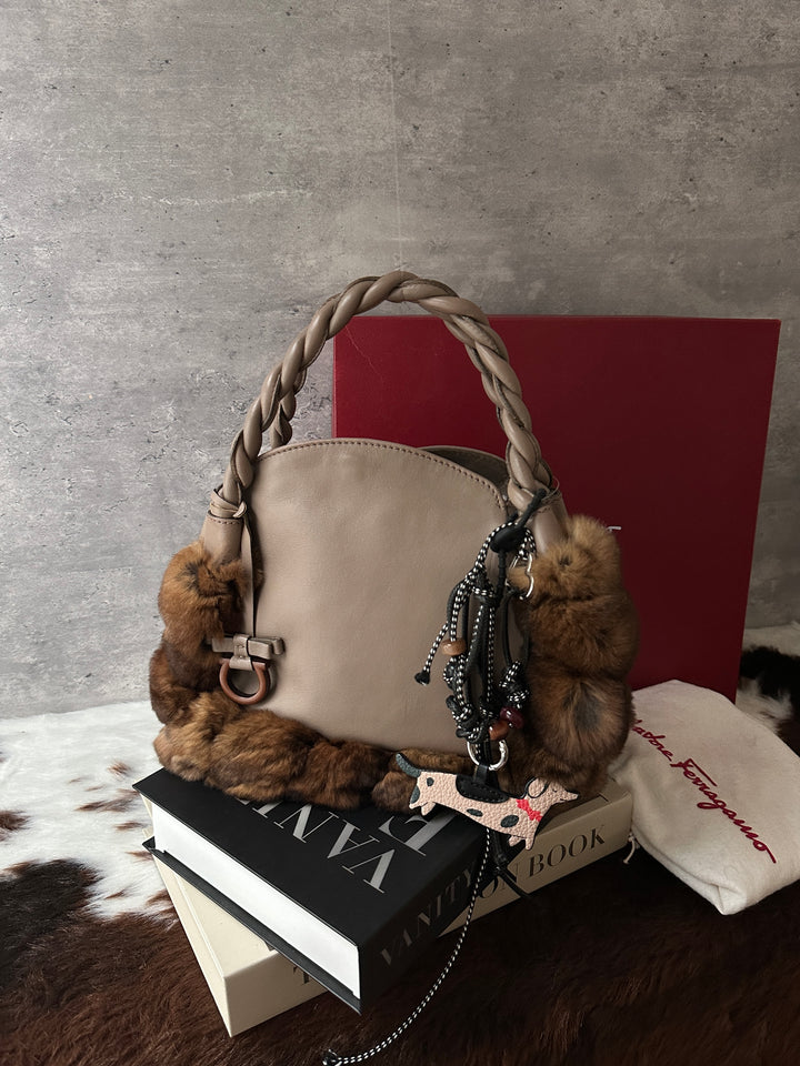 Ferragamo Fur Trim Hobo Bag 🤎｜Rare Design｜Full Set｜Shoulder-Friendly