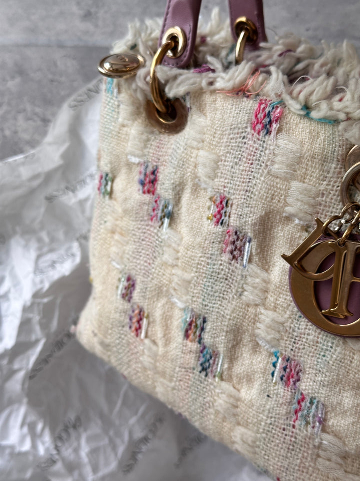 Dior Lady Dior Tweed Cannage Tote with Lilac Leather Handles 🌸｜Unique Textured Fabric & Feminine Charm