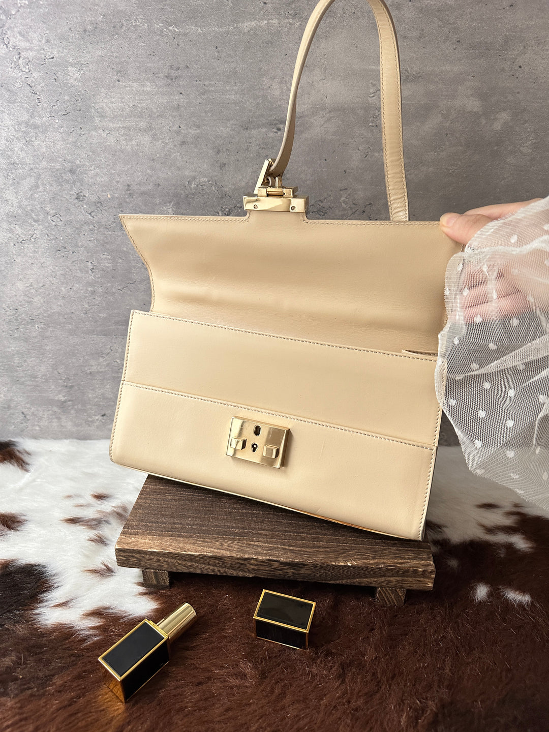 Gucci Cream Baguette Bag 🧁｜Mirror Included｜Minimal Chic｜Easy to Style