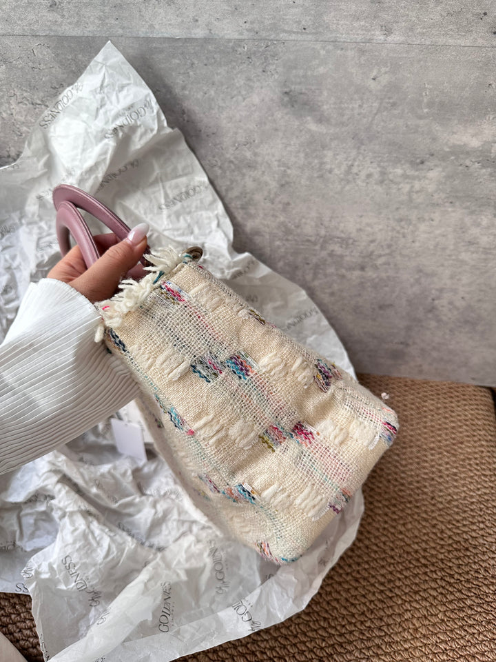 Dior Lady Dior Tweed Cannage Tote with Lilac Leather Handles 🌸｜Unique Textured Fabric & Feminine Charm