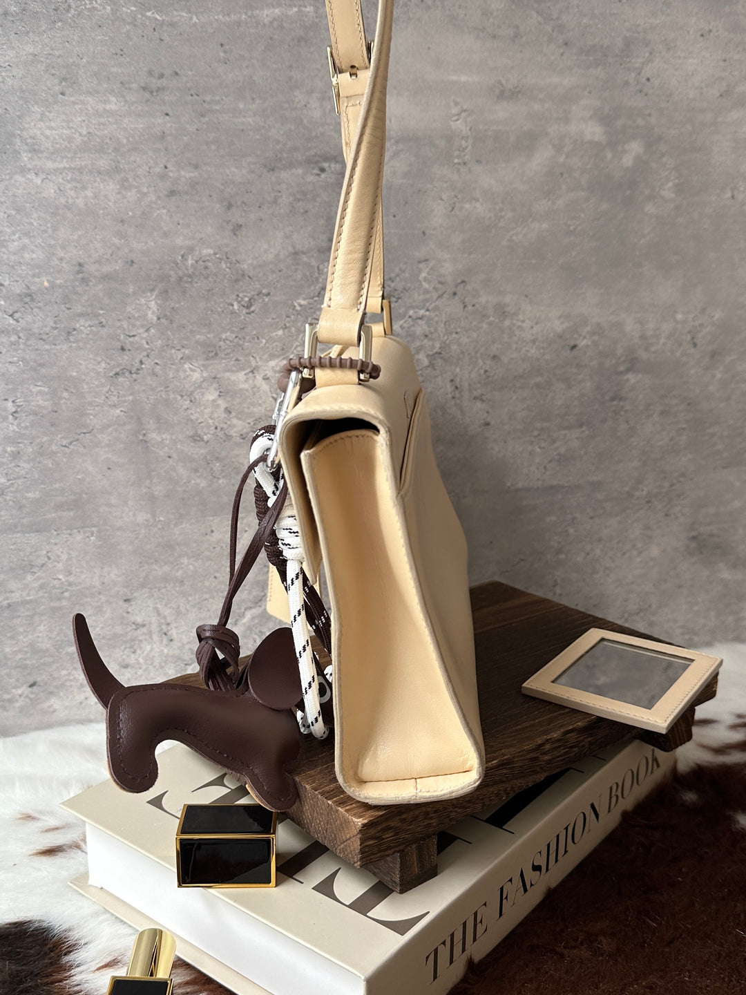 Gucci Cream Baguette Bag 🧁｜Mirror Included｜Minimal Chic｜Easy to Style