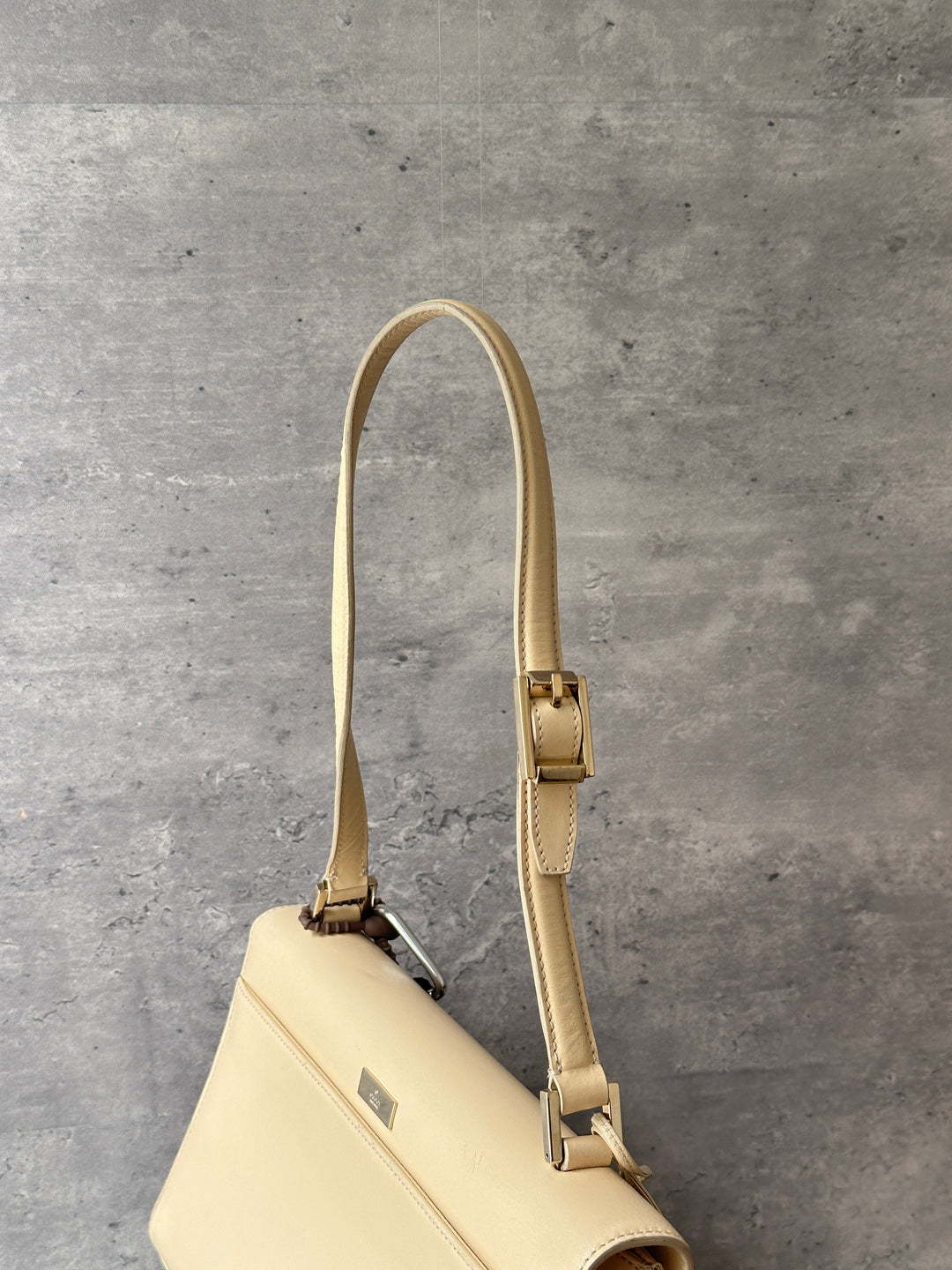 Gucci Cream Baguette Bag 🧁｜Mirror Included｜Minimal Chic｜Easy to Style